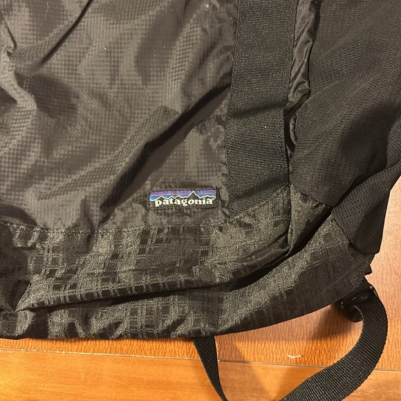 Black Patagonia Packable Backpack (Ultralight Black Hole) - Picture 2 of 15